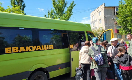 Безкоштовна евакуація із Торецька до Дніпра. Запис триває до 26 квітня