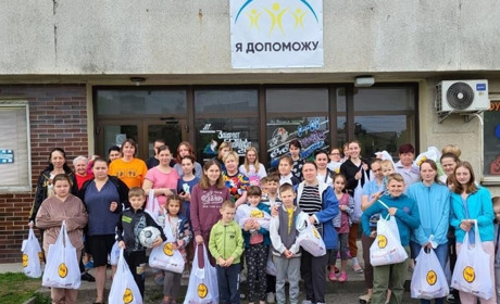 Ми створили гуманітарні хаби по всій Україні для допомоги евакуйованим з Луганщини