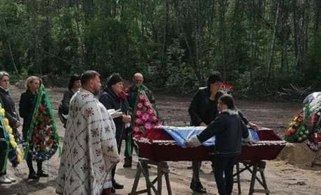 У Чернігові поховали трьох захисників, які загинули в запеклих боях на сході країни