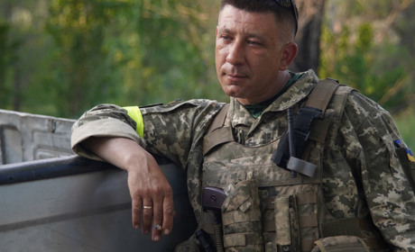 Бійця з Одеси нагородили орденом і зброєю: чим відзначився військовий