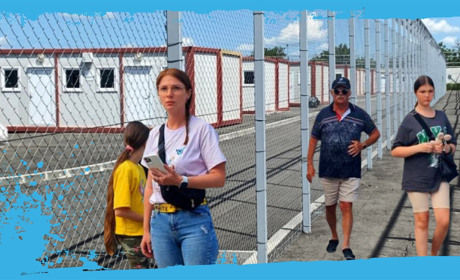 Відмовляються заходити у приміщення. Українці масово відмовляються переїжджати з готелів у Болгарії