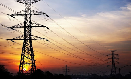 Ворожі обстріли: частина Торецької громади залишається без світла