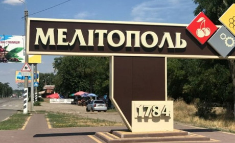 «Колгоспи» та «зайві» гектари: росіяни та колаборанти взялися ділити землю в Мелітопольському районі