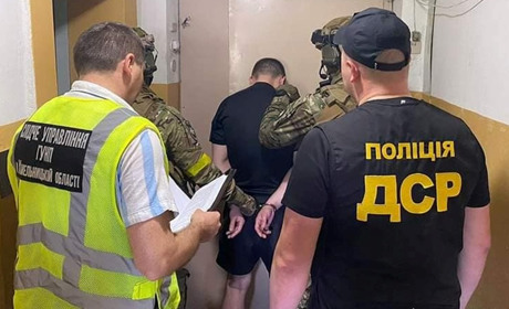 За вимагання грошей затримали раніше судимих нетішинців. Обоє зі статусом, так званих, "смотрящих"