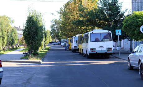 «Утримували, але вимушені підняти»: коли і на скільки у Нікополі подорожчає проїзд в автобусах