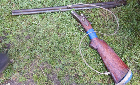 В селі на Сарненщині чоловік вбив колишнього тестя, прикладом вдарив тещу та вистрілив у швагра