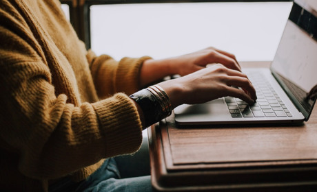 5 професій для віддаленої роботи, які можна освоїти безкоштовно та самостійно