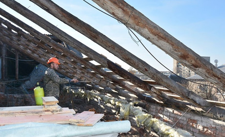 Покровська міська рада запрошує підрядників для проведення ремонту покрівель