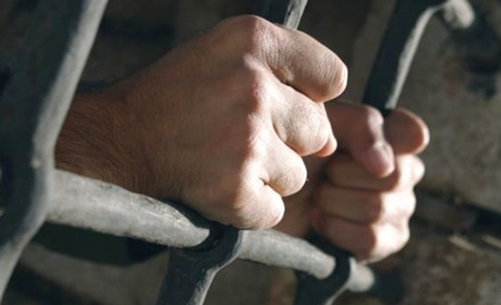 Злодію загрожує покарання у виді позбавлення волі строком від п’яти до восьми років