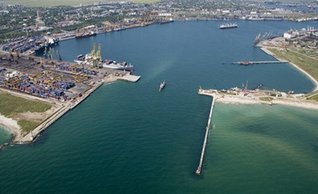 Військово-морські сили України відтіснили флот РФ. Це має послабити блокаду портів