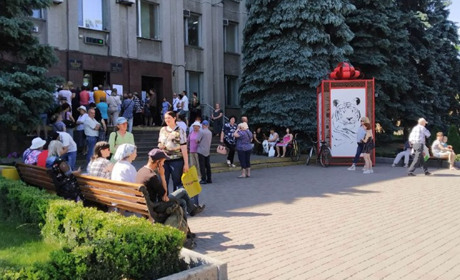 Соціальні послуги у воєнний час від соцзахисту: гуманітарна допомога, житло та багато іншого