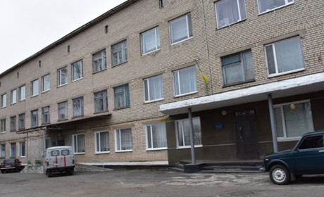 Центральна лікарня на Сірогозщині працює й надає всі послуги