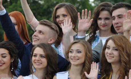 Якщо випускник за кордоном: у Міносвіти пояснили, як отримати атестат