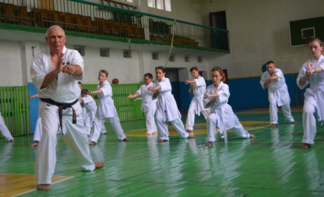 "Щасливий, що вкладаю свій досвід у своїх учнів": сенсей про роботу секції та перемоги під час війни