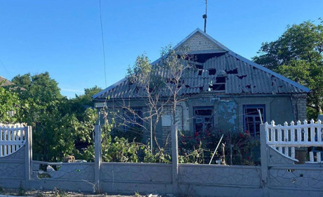 Ворог обстріляв громади Дніпропетровщини, є загиблі: подробиці про наслідки від ДСНС