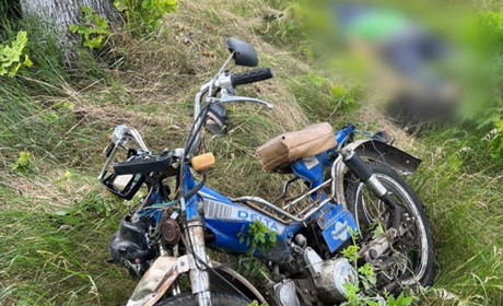У ДТП на Первомайщині загинув водій мопеда: поліція розшукує свідків