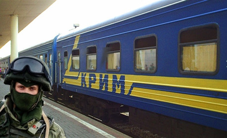 Росіяни запускають пасажирські поїзди з Мелітополя до Криму