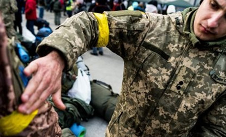 Чи законно вручати повістки на блокпостах, або в людних місцях? роз'яснення від ЗСУ