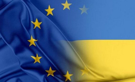 Єврокомісія рекомендувала надати Україні статус кандидата в члени ЄС