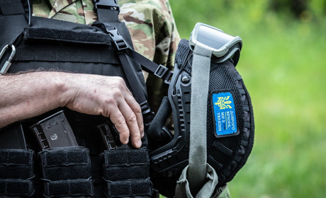 Гадяцькі добровольці отримали бронежилети від волонтерів