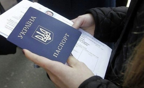 Жовтоводці зможуть оформити паспорти, перебуваючи за кордоном,а переселенці безкоштовно їх відновити