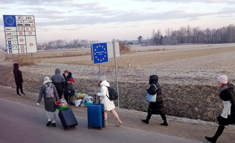 Понад п'ять мільйонів українців виїхали за кордон через війну в Україні
