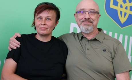 Барську волонтерку Клавдію Склярук нагородили медаллю "За сприяння Збройним Силам України"
