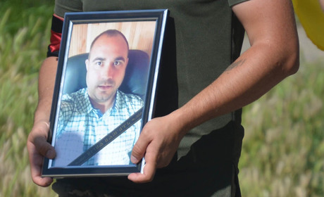 "Тільки Костя пішов би добровольцем на фронт": у Гадячі попрощалися з Костянтином Васильченком