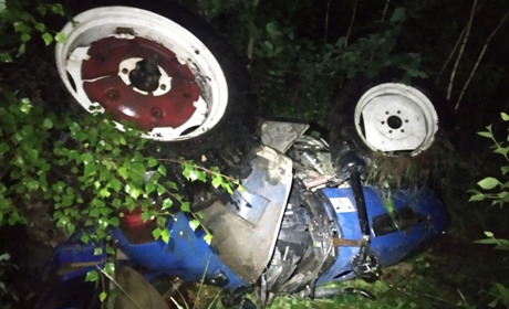 Перекинувся на тракторі: на Сарненщині загинув чоловік