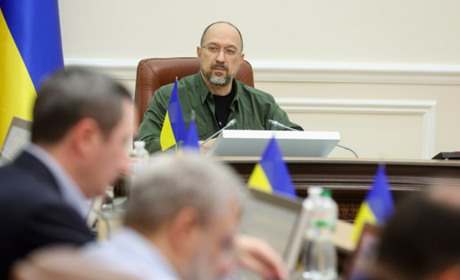 Безробітних в Україні залучатимуть до громадських робіт — Шмигаль