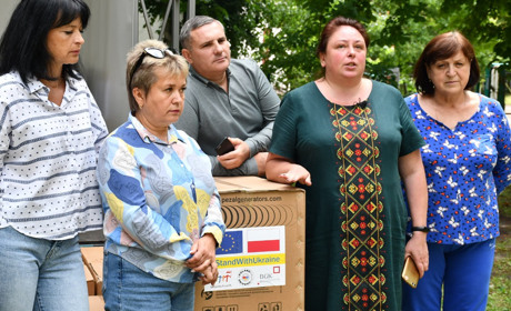 Польські партнери передали Ніжину генератори і медичне приладдя