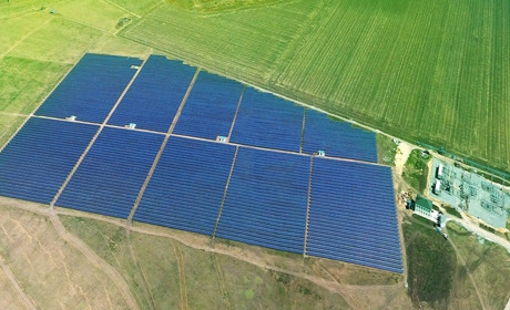 Мародерство на окупованих територіях: росіяни розібрали та вивезли велику сонячну електростанцію