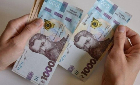 Евакуйованим затримують соціальну допомогу за травень: чому та чи буде вона надходити