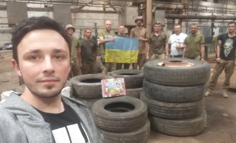 Балтяни передали Збройним силам України ліки, продукти та засоби гігієни. ФОТО