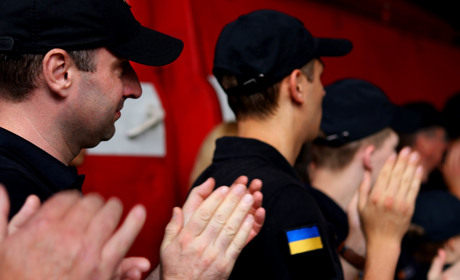 Рятувальникам Нікопольщини підіймали настрій українськими піснями: фоторепортаж