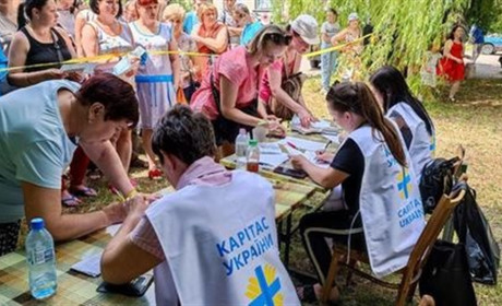 У Гадячі переселенці зможуть отримати допомогу від благодійного фодну "Карітас Полтава"