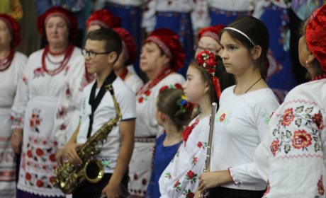 Благодійний концерт та вареничний аукціон у Жовтих Водах: як збирали гроші для воїнів на передовій