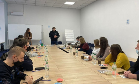 Українська Гельсінська спілка фіксує воєнні злочини Росії. Як це працює в Торецькій громаді