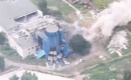 У Лисичанську бої вже точаться на желатиновому заводі. Підприємство захоплене та зруйноване