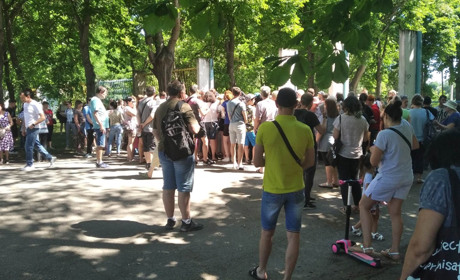 У Жовтих Водах 26 червня знову видавали талони на отримання гуманітарної допомоги для переселенців