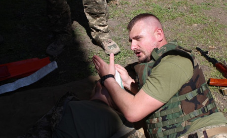 «Перший вибух я побачив о 5.40»: військовий медик розповів, як зустрів війну