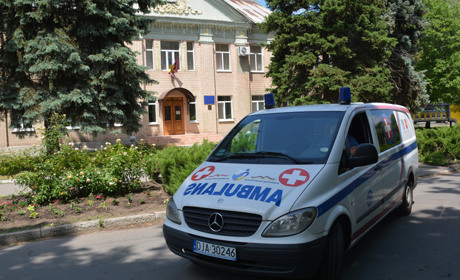 Золотоніська лікарня має довгоочікуване авто для перевезення хворих