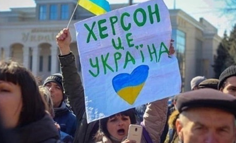 У Херсоні росіяни викрали виборчі списки. Чи прискорить це підготовку до псевдореферендуму?