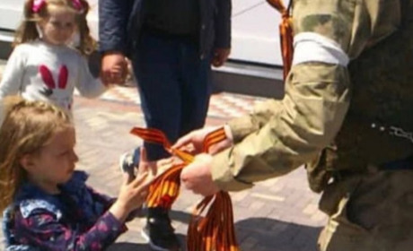 Через погрози окупантів відбирати дітей, жителі Мелітополя масово виїжджають з міста