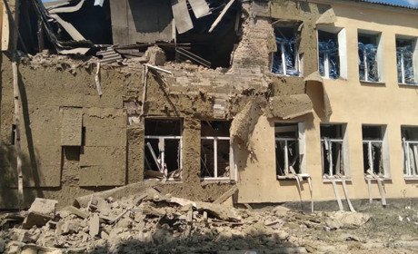 4 липня на Сумщині ворог знищив фермерське господарство і школу, є поранені (фото)
