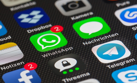 Замість Viber завантажте Skype: як українці в окупації спілкуються з рідними та перераховують гроші