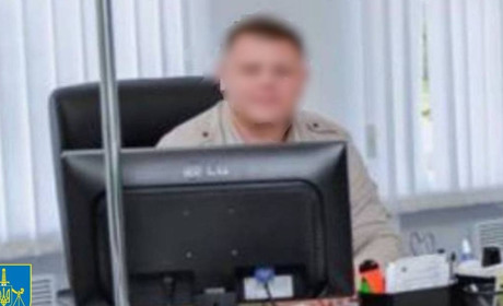 Колаборанту зі Скадовська, який очолив "народну міліцію" оголосили підозру – Офіс генпрокурора