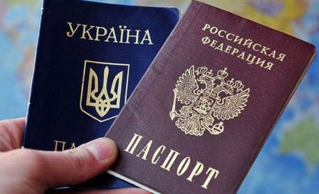 Тиск на ув'язнених, підкуп пенсіонерів та молодих матусь: російська паспортизація на Херсонщині