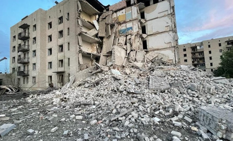 30 ударів по Донеччині за добу: поліцейські допомагають рятувати постраждалих
