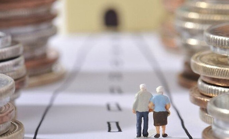 Соцдопомога замість пенсії: скільки платять пенсіонерам, яким не вистачає стажу